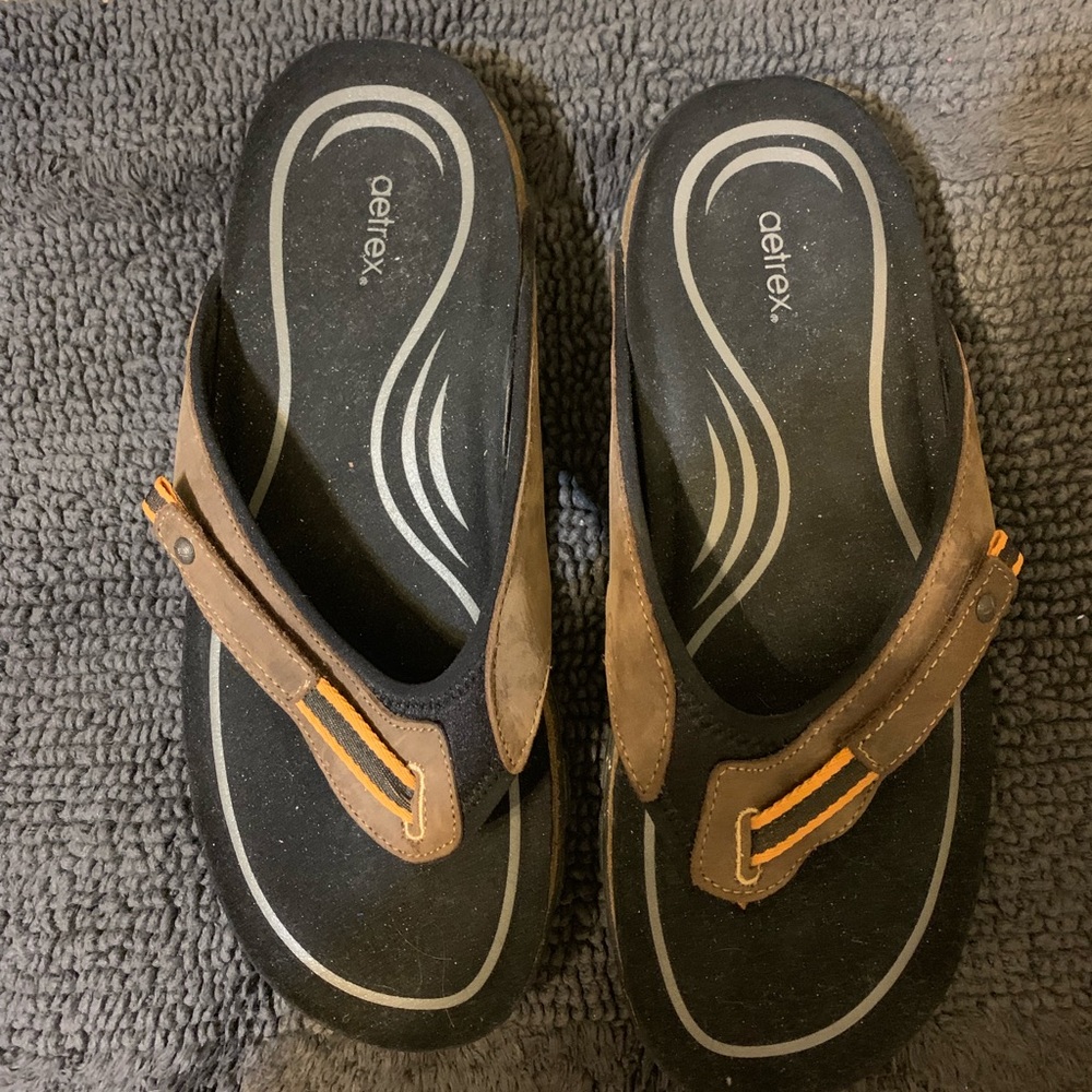 Aetrex Flip flop sandal